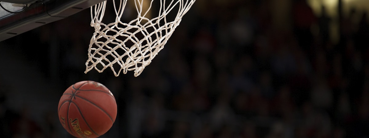 篮球巅峰对决 NBA
