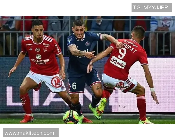 斯特拉斯堡与南特的精彩对决揭示法甲新赛季的竞争格局与球队实力分析